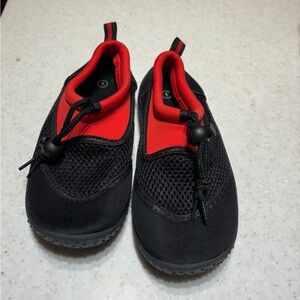 Water shoes- size 1